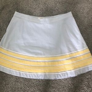 Vineyard Vines skirt. Size 12